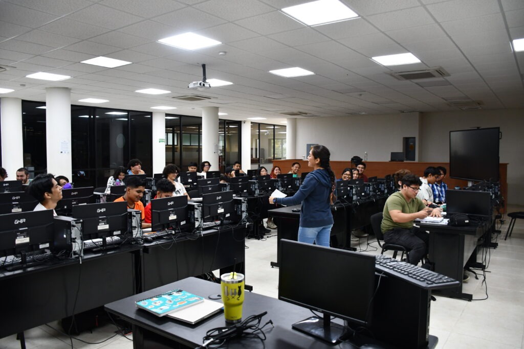 Tecnología en la Educación UPQROO